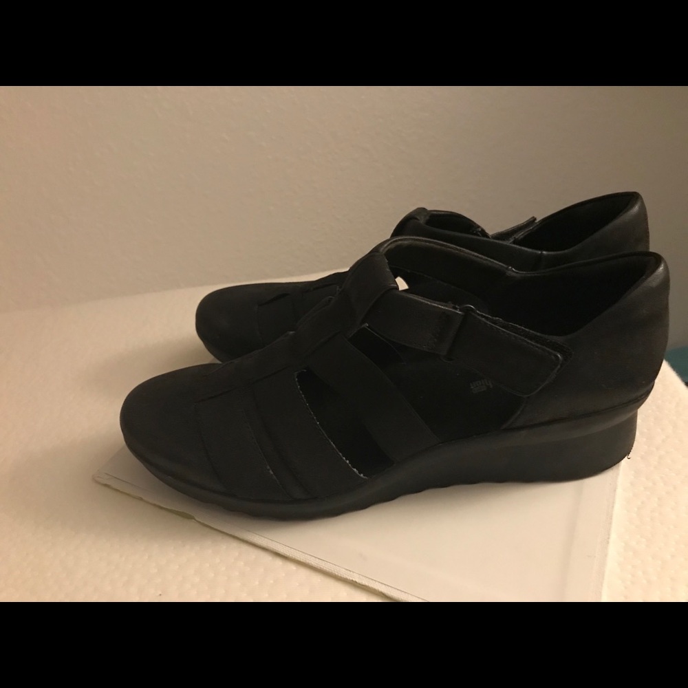 Shoes - Picture 4 of 5